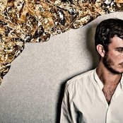 Oscar And The Wolf - List pictures