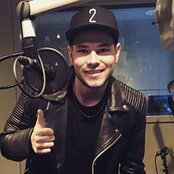 Chris Holsten - List pictures