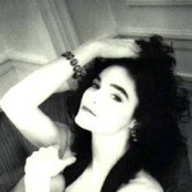 Alannah Myles - List pictures