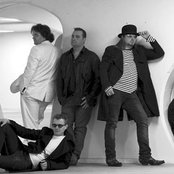 Erato - List pictures