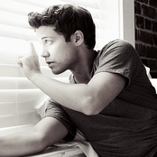 Drew Seeley - List pictures