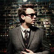 Outasight - List pictures