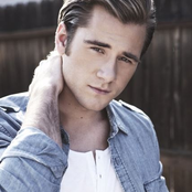 Luke Benward - List pictures