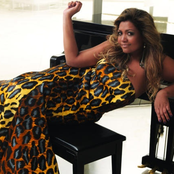 Gaby Amarantos - List pictures