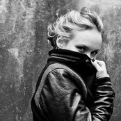 Leslie Clio - List pictures