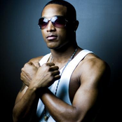 Ray Lavender - List pictures