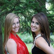 Megan And Liz - List pictures