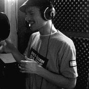 Jose James - List pictures