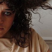 Peaches - List pictures