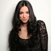 Adriana Louise - List pictures