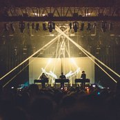 Moderat - List pictures