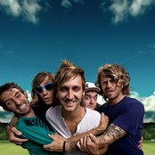 Every Avenue - List pictures