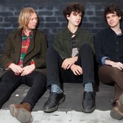 Popstrangers - List pictures