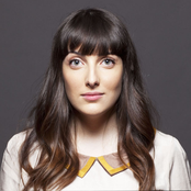 Clarice Falcão - List pictures