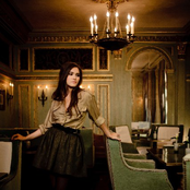 Joyce Jonathan - List pictures