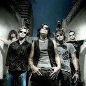 Hinder - List pictures