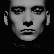 Thomas Azier - List pictures