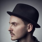 Maxim - List pictures