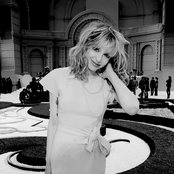 Courtney Love - List pictures
