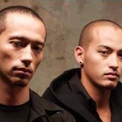 Redline - List pictures