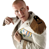 Kapten Röd - List pictures