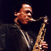 Wayne Shorter - List pictures