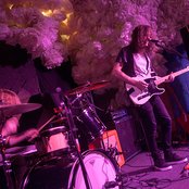 Dz Deathrays - List pictures