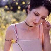 Maria Taylor - List pictures