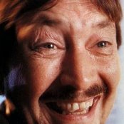 Rea Chris - List pictures