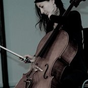 Julia Kent - List pictures