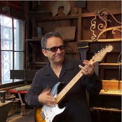 Jimmie Vaughan - List pictures