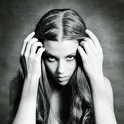 Marion Raven - List pictures