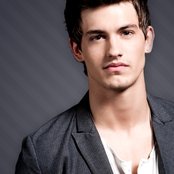 Asher Monroe - List pictures