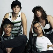 Push Play - List pictures