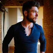 Chris Lane - List pictures