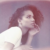 Tayá - List pictures