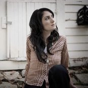 Maria Taylor - List pictures