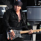 Steven Van Zandt - List pictures