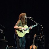Newton Faulkner - List pictures