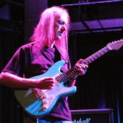 Scott Henderson - List pictures