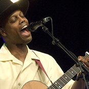 Eric Bibb - List pictures