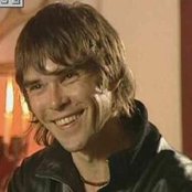 Ian Brown - List pictures