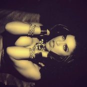 Mia Martina - List pictures