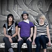 Bella - List pictures