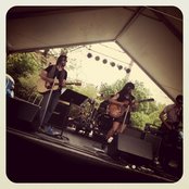 Laura Marie - List pictures