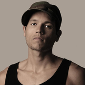 Dante Thomas - List pictures