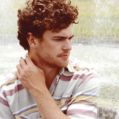 Vance Joy - List pictures