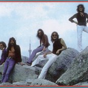 Moxy - List pictures