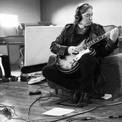 Peter Buck - List pictures