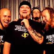 Drowning Pool - List pictures